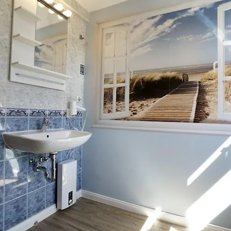 Apartment Mp 7 Backbord Klutz